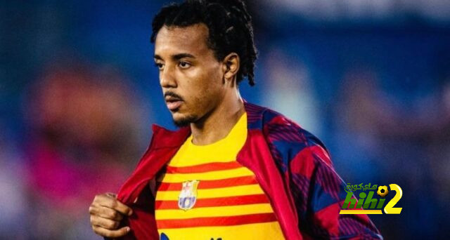 بديل كوندي في قلب دفاع برشلونة