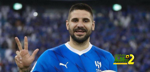 ميتروفيتش يغازل جماهير الهلال