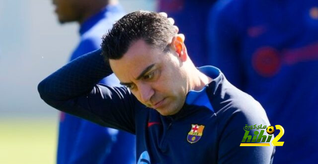 تشافي يأمل عودة ثلاثي برشلونة في الكلاسيكو