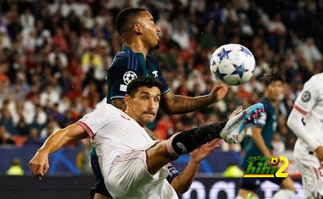 أرسنال يفوز على إشبيلية بثنائية في دوري أبطال أوروبا