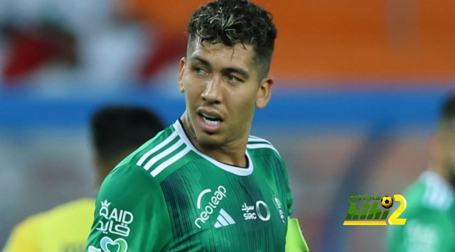 إحصائية سلبية لـ فيرمينو مع الأهلي أمام الهلال في كلاسيكو السعودية
