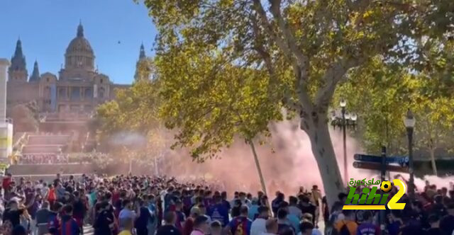 اجواء حماسية خارج ملعب مونتجويك قبل الكلاسيكو
