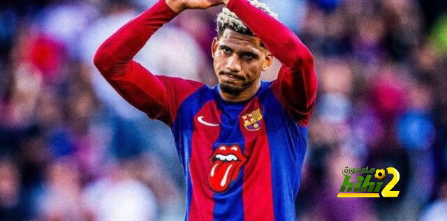 برشلونة يستأنف تدريباته الجماعية
