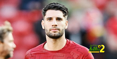 مدرب ليفربول يثني على سوبوسلاي