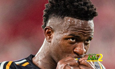 أول تعليق من فينيسيوس بعد تجديد عقده مع ريال مدريد