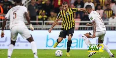 كر وفر.. حرب التذاكر بين الشباب وجمهور الاتحاد