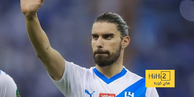 الهلال بالقميص البديل أمام الفتح في الدوري