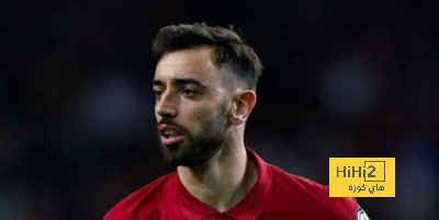 برونو فيرنانديز المتابع من كبار دوري روشن يتسلم الراية من رونالدو