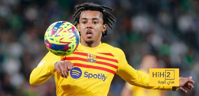 لاعب برشلونة يتضامن مع كلام نجم الريال لتجنب الإصابات
