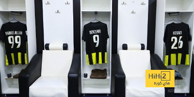 الاتحاد بالقميص الأساسي أمام أجمك
