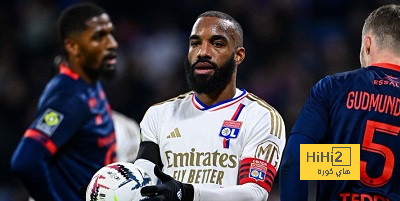 لاكازيت يقترب من الدوري الأمريكي