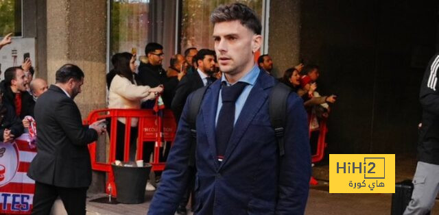 فريق غرناطة يصل ملعب السانتياجو برنابيو للقاء ريال مدريد