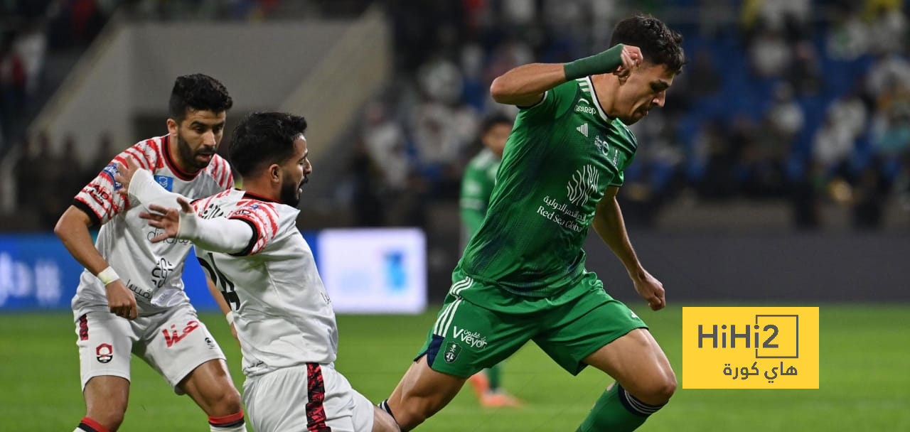 تقييم إيبانيز في مباراة الأهلي والرائد