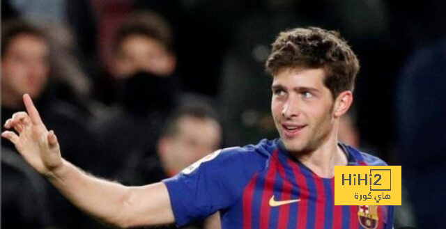 خط دفاع برشلونة أمام أنتويرب