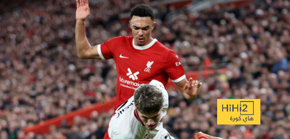 أرنولد ينقذ ليفربول من التأخر أمام مانشستر يونايتد