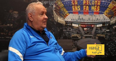 كارلوس نافال لا يفكر في الرحيل عن برشلونة