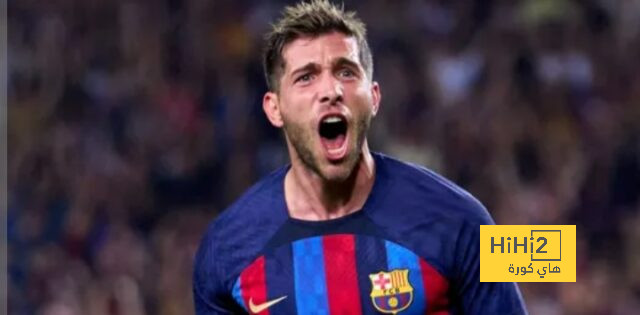 روبيرتو يواصل التألق ويسجل الثالث لبرشلونة أمام الميريا
