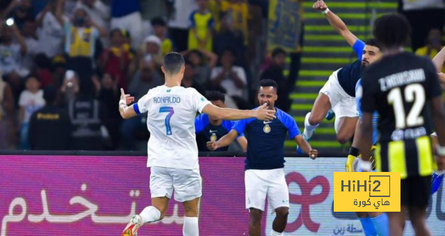 النصر يمطر شباك الاتحاد بخماسية في الكلاسيكو