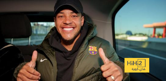 كل ما تريد معرفته عن فيتور روكي لاعب برشلونة الجديد