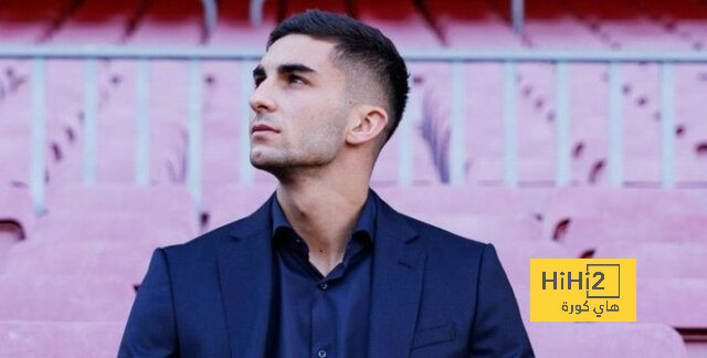 في ذكرى التعاقد معه .. ماذا قدم فيران توريس مع برشلونة ؟