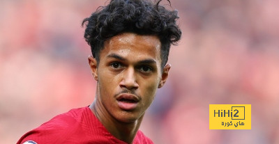لاعب ليفربول على رادار إيفرتون