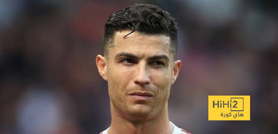 لاعب اليونايتد السابق ينتقد تعامل النادي مع رونالدو