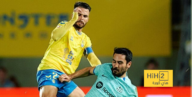 نجم لاس بالماس يعلق على ركلة جزاء برشلونة