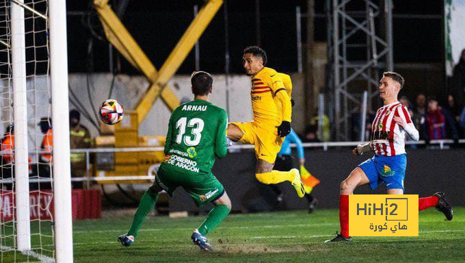 أرقام لاعبي برشلونة أمام باربارسترو