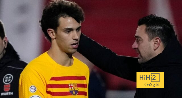 جواو فيليكس مستمر على مقاعد بدلاء برشلونة