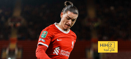 هل يتوهج نونيز في مركزه الجديد مع ليفربول؟