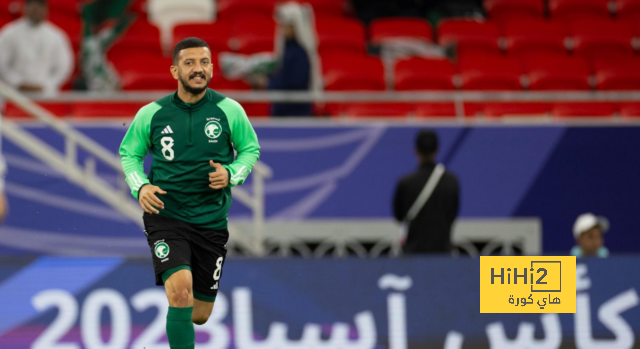 المنتخب السعودي يخوض عمليات الإحماء قبل مواجهة قيرغيزستان