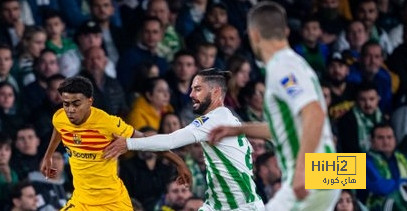 أسوء لاعب من بيتيس في الشوط الأول ضد برشلونة