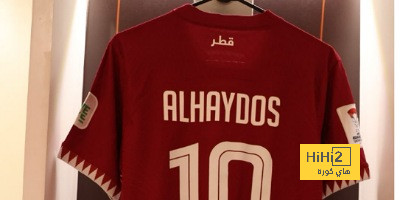منتخب قطر بالقميص الأساسي أمام فلسطين بكأس آسيا