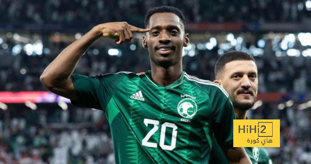 فيديو: جنون في المدرج السعودي بعد هدف عبد الله رديف