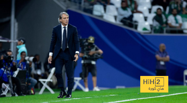 مانشيني يكشف سبب ترك الملعب مبكرا قبل نهاية ركلات الترجيح