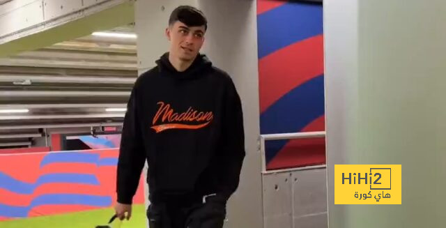 فريق برشلونة يصل ملعبه قبل لقاء أوساسونا