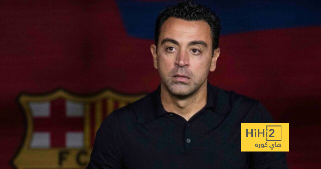 أول لقاء بين تشافي و جمهور برشلونة بعد إعلان رحيله