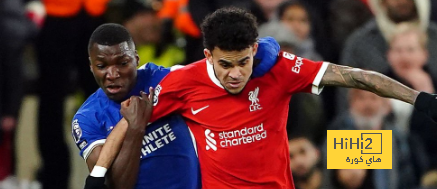 ليفربول ضد تشيلسي.. كايسيدو يتلقى بطاقة صفراء