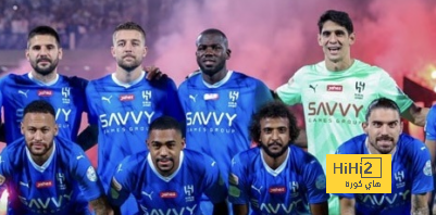 الهلال في الصدارة والأهلي في الوصافة