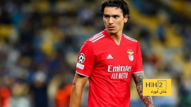 داروين نونيز ، أول من يفعلها منذ 2003-2004
