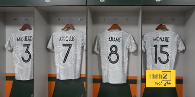 جنوب إفريقيا بالقميص البديل أمام نيجيريا في نصف نهائي كأس إفريقيا