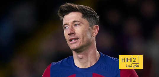 تقييم روبرت ليفاندوفسكي في تعادل برشلونة وغرناطة
