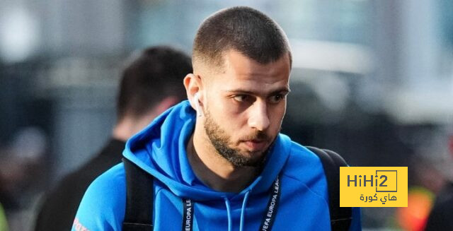 فينورد يصل ملعبه قبل لقاء روما في الدوري الأوروبي