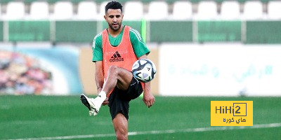 هل يشارك رياض محرز مع الأهلي أمام الاخدود؟