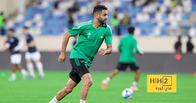 أفضل لاعبي الأهلي في الشوط الأول أمام الأخدود