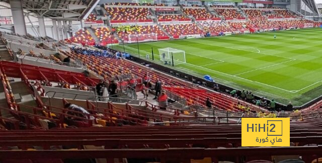 الجماهير تتوافد على ملعب برينتفورد قبل مواجهة ليفربول