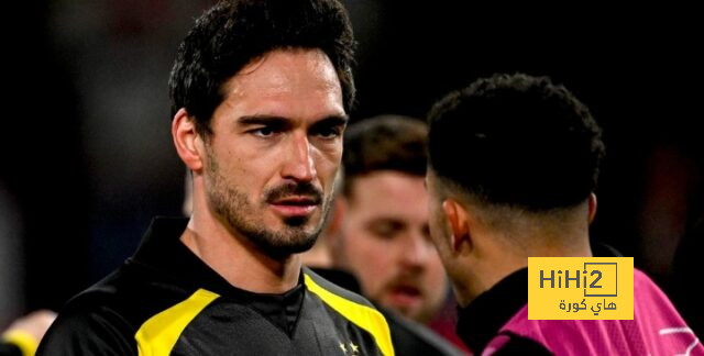 انطلاق الشوط الثاني من مباراة بروسيا و ايندهوفن