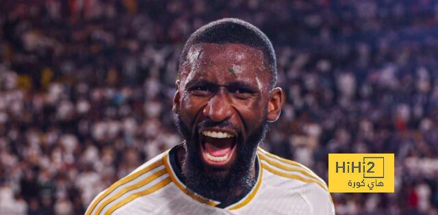 ريال مدريد في طريقه لملعب السانتياجو برنابيو قبل لقاء إشبيلية