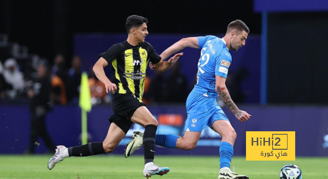 فيديو: فرصة خطيرة للهلال أمام مرمى الاتحاد