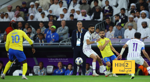 فيديو: بيهيتش يغادر مباراة النصر والعين مصابا